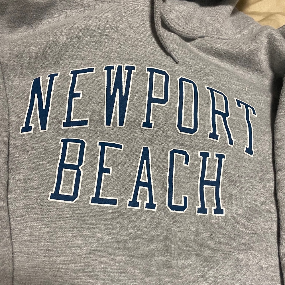 Brandy Melville Newport Beach sweatshirt